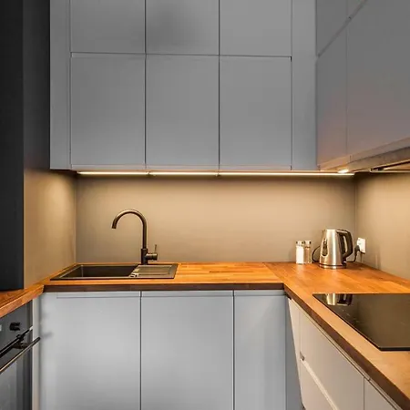 Apartament Bella Apartment *