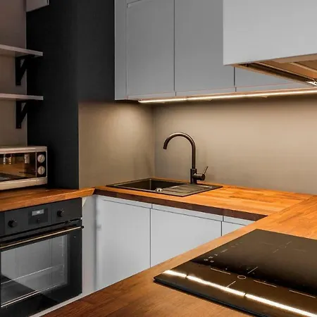 Apartament Bella Apartment *