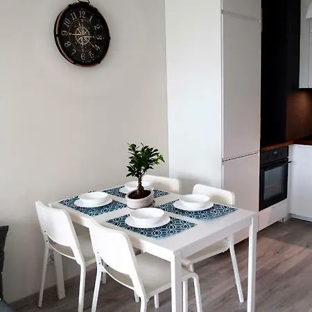 Apartament Bella *