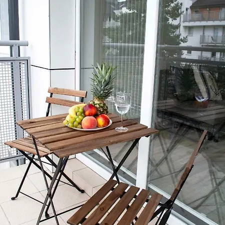 Apartament Bella Apartment *